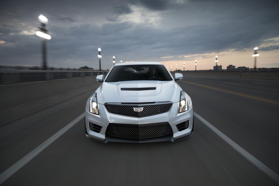  Cadillac ATS-V Carbon Black Sport Package 2016 года  (фото 3 из 4)
